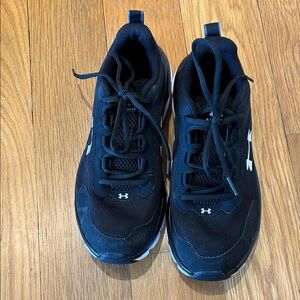 Under Armour Black Running Shoes Sneakers Youth 6.5 Wide